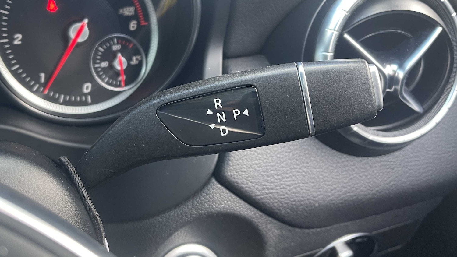 Used Mercedes-Benz CLA 2017 for sale - 76298286: Photo 28