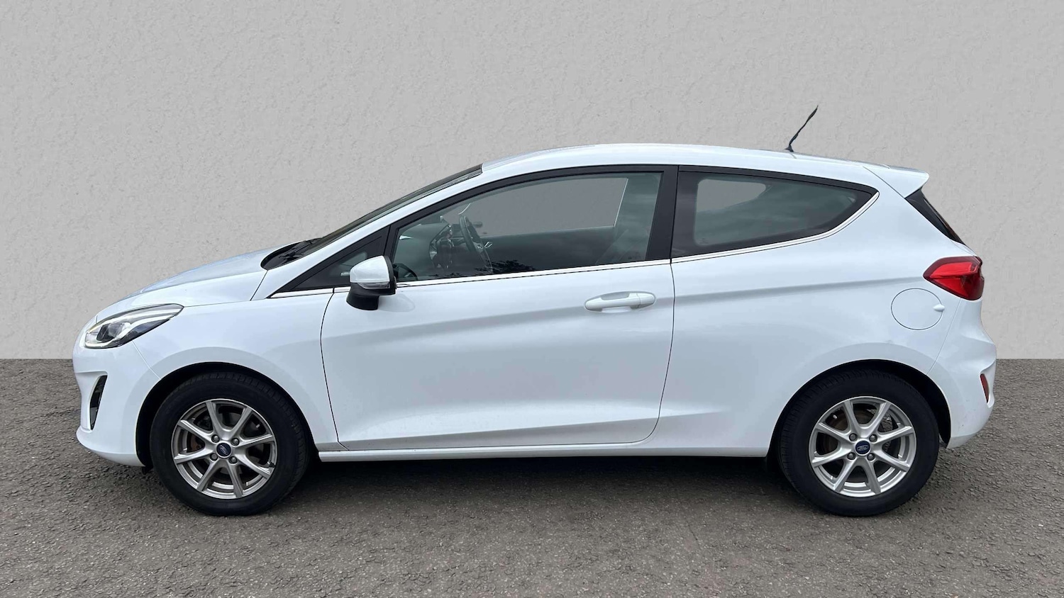 Used Ford Fiesta 2018 for sale - 76045042: Photo 3