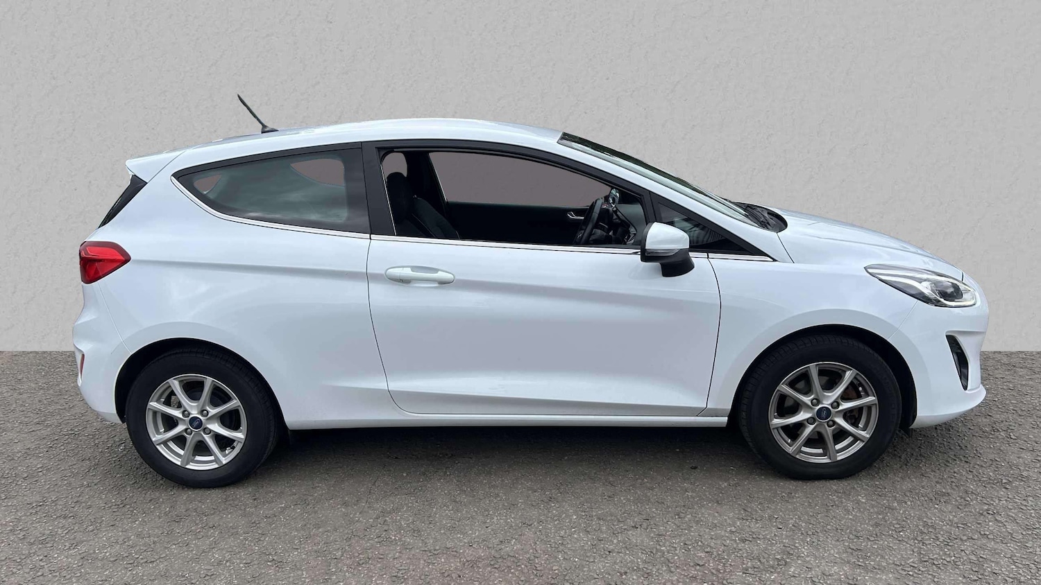Used Ford Fiesta 2018 for sale - 76045042: Photo 4