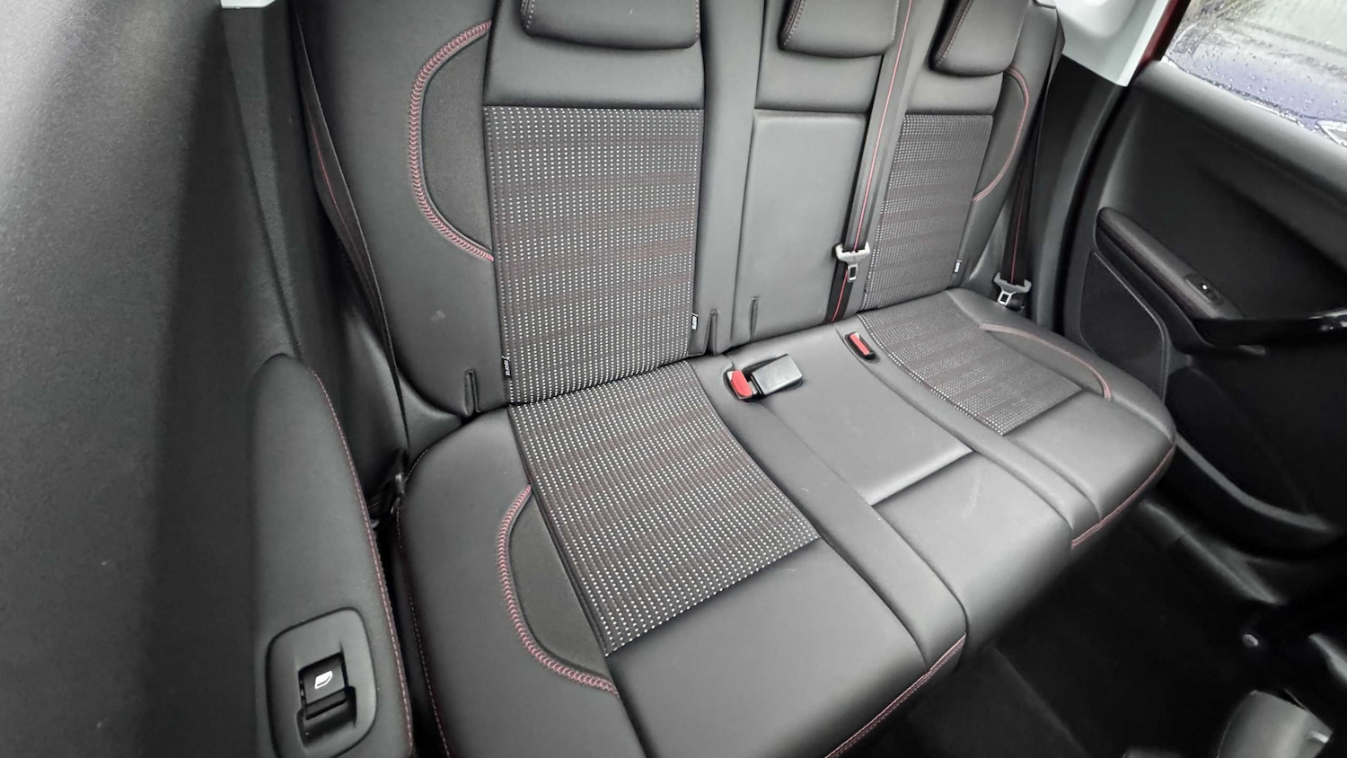 Used Peugeot 2008 2017 for sale - 76170047: Photo 27