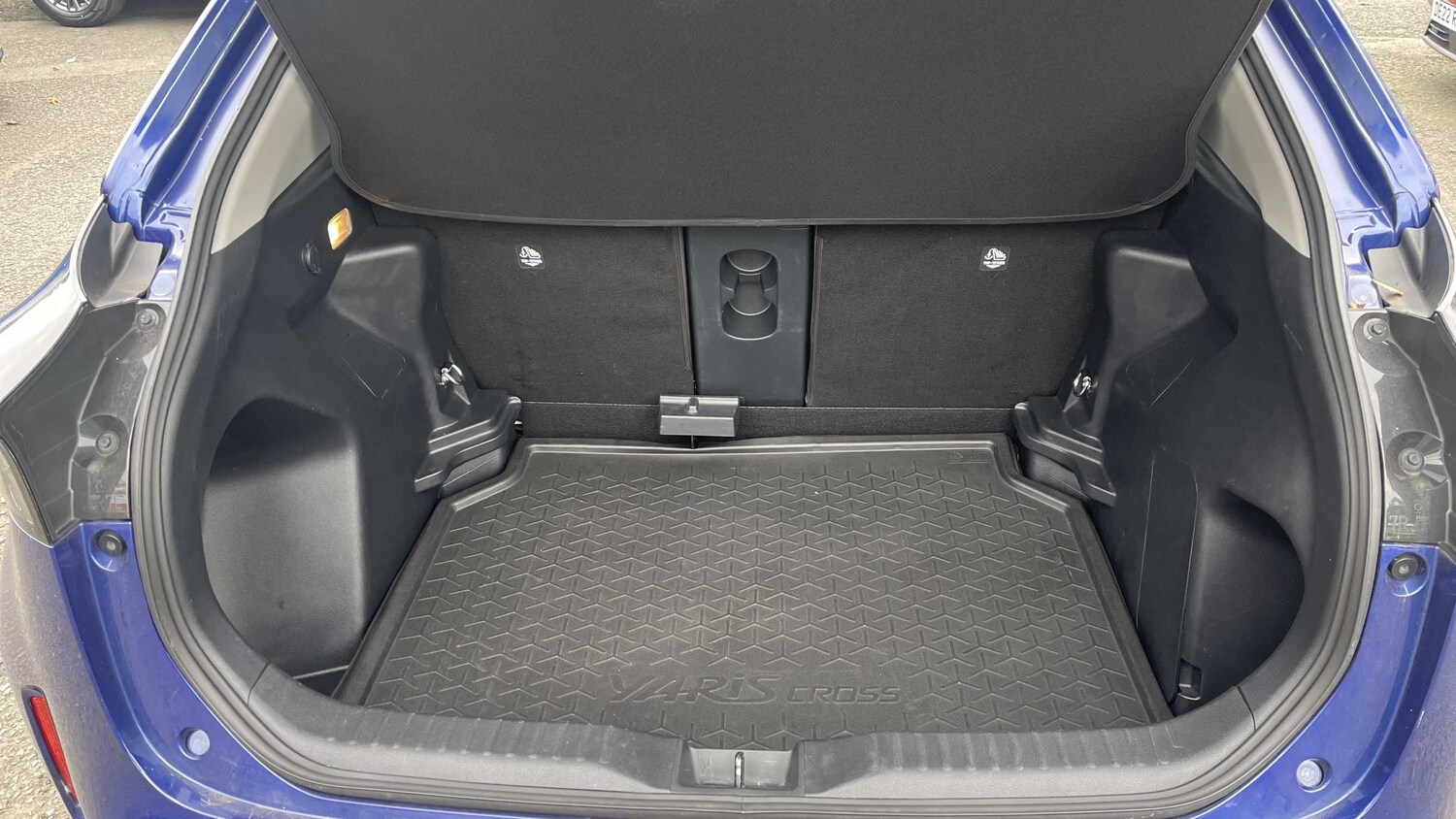 Used Toyota Yaris Cross 2022 for sale - 76272206: Photo 18