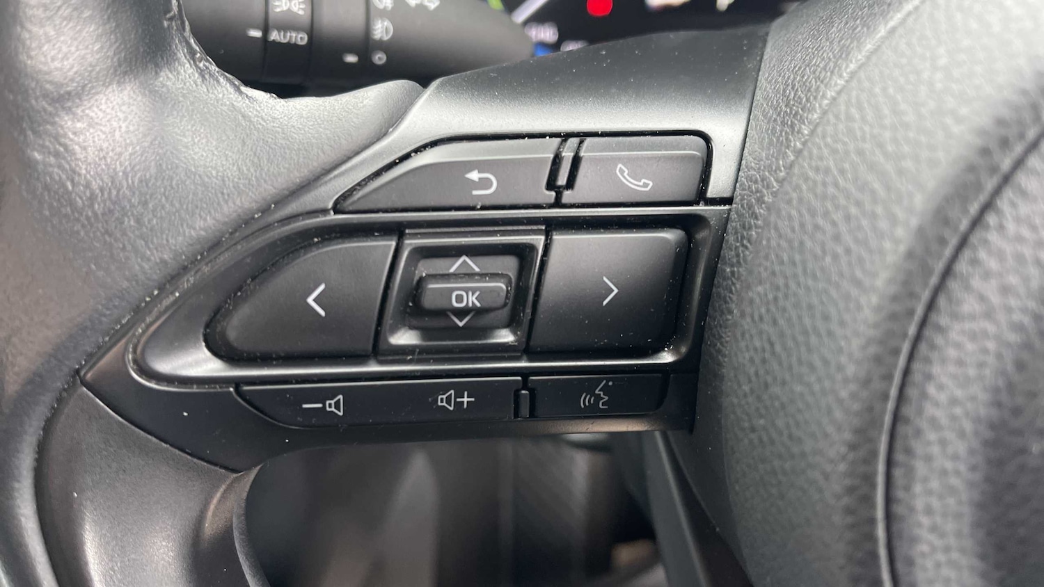 Used Toyota Yaris Cross 2022 for sale - 76272206: Photo 28