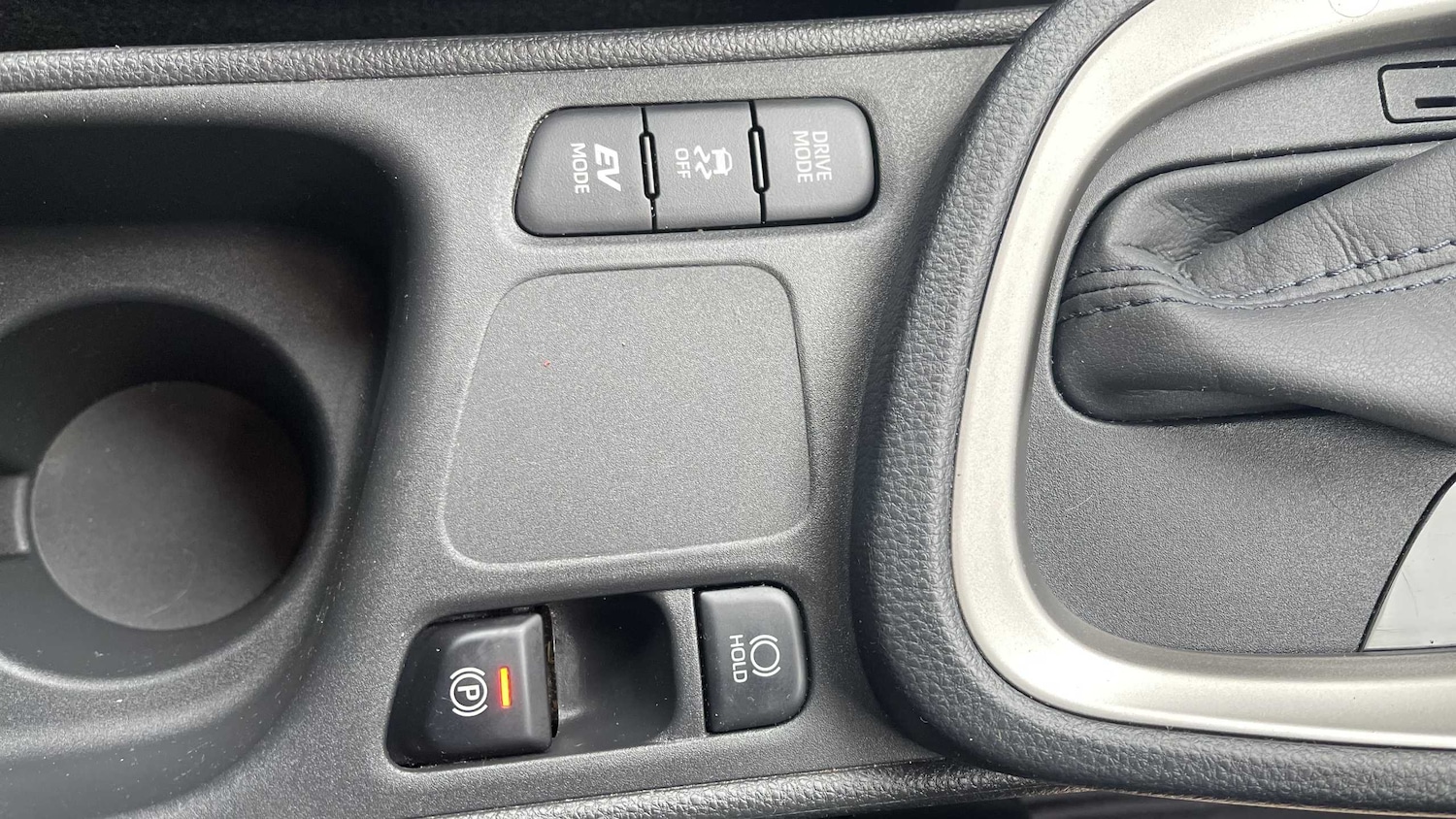 Used Toyota Yaris Cross 2022 for sale - 76272206: Photo 35