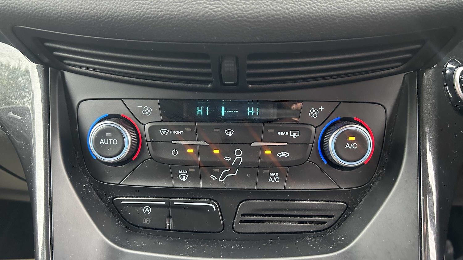 Used Ford Kuga 2017 for sale - 75813654: Photo 25