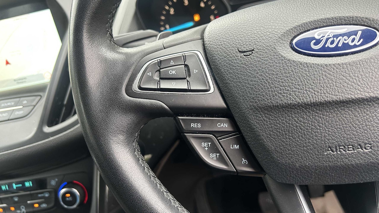 Used Ford Kuga 2017 for sale - 75813654: Photo 28