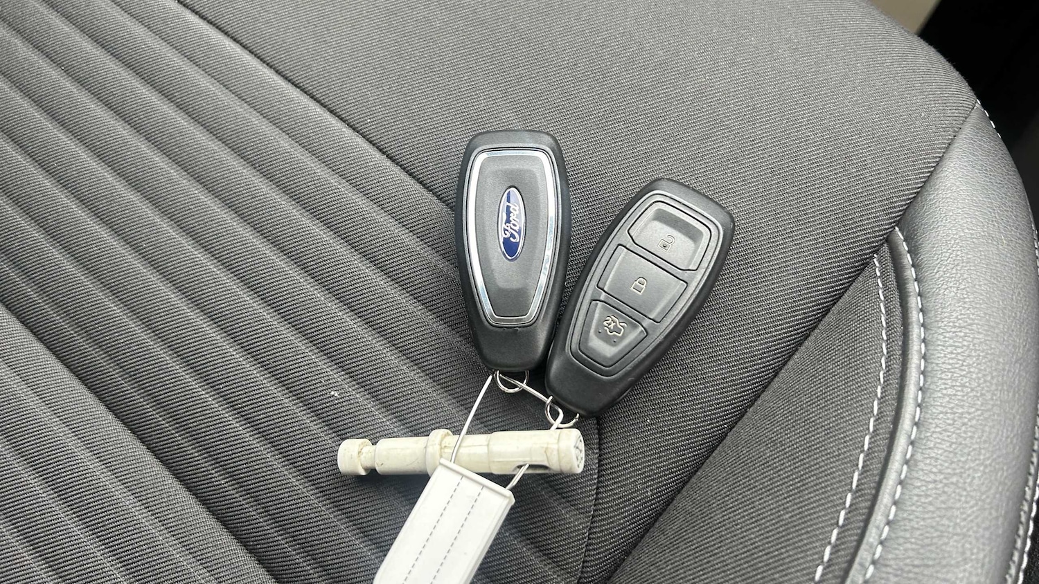 Used Ford Kuga 2017 for sale - 75813654: Photo 34