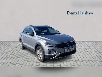 Used Volkswagen T-Roc 2023 for sale - 78666603: Photo