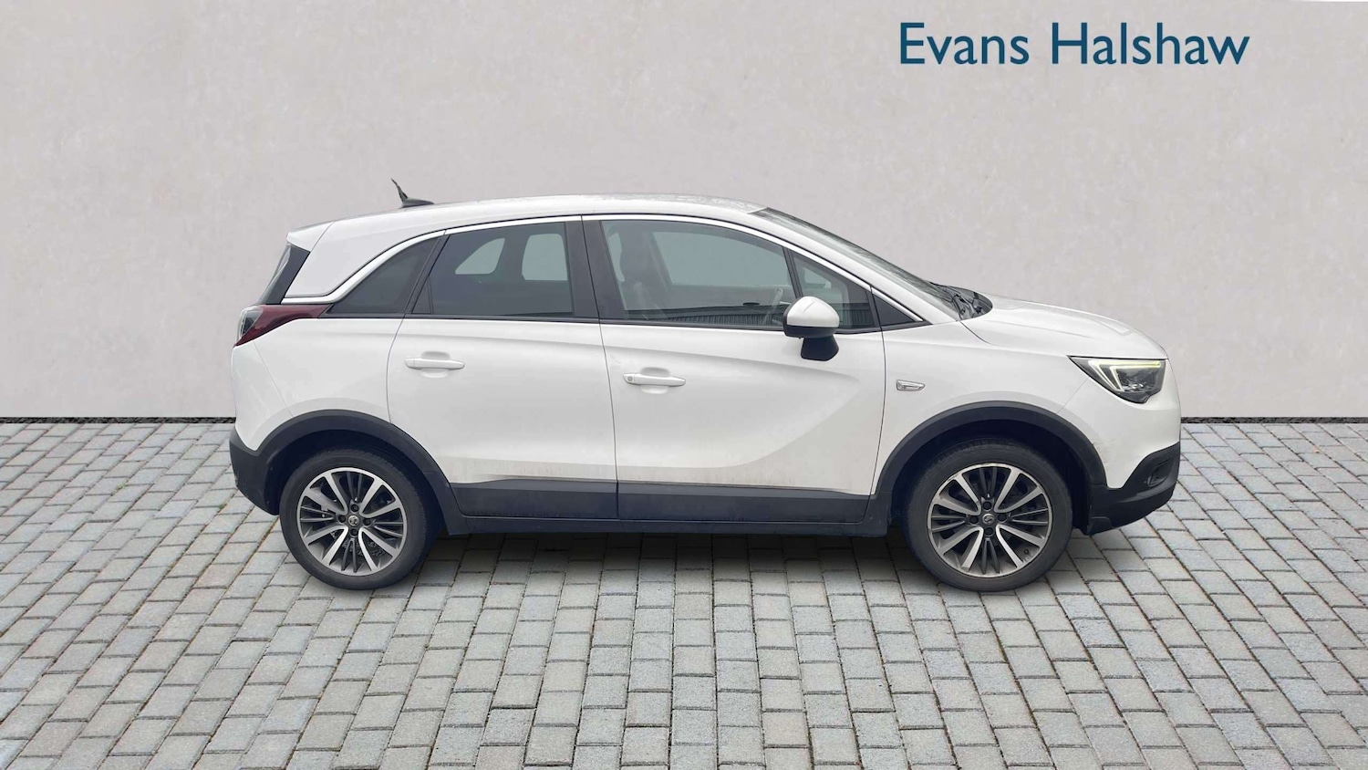 Used Vauxhall Crossland X 2020 for sale - 77686638: Photo 2
