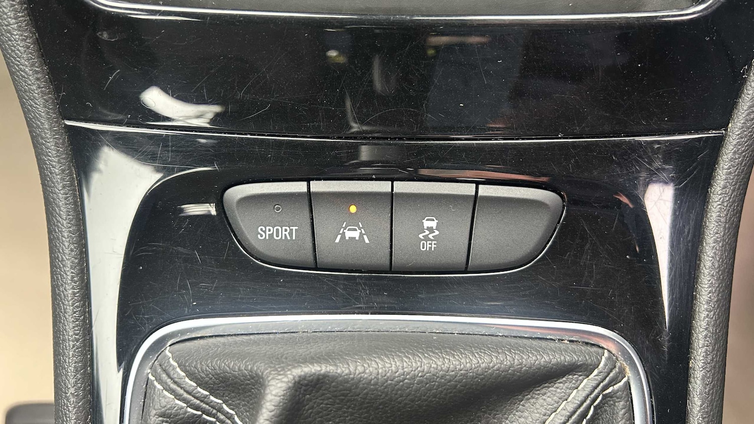 Used Vauxhall Astra 2017 for sale - 77389735: Photo 22