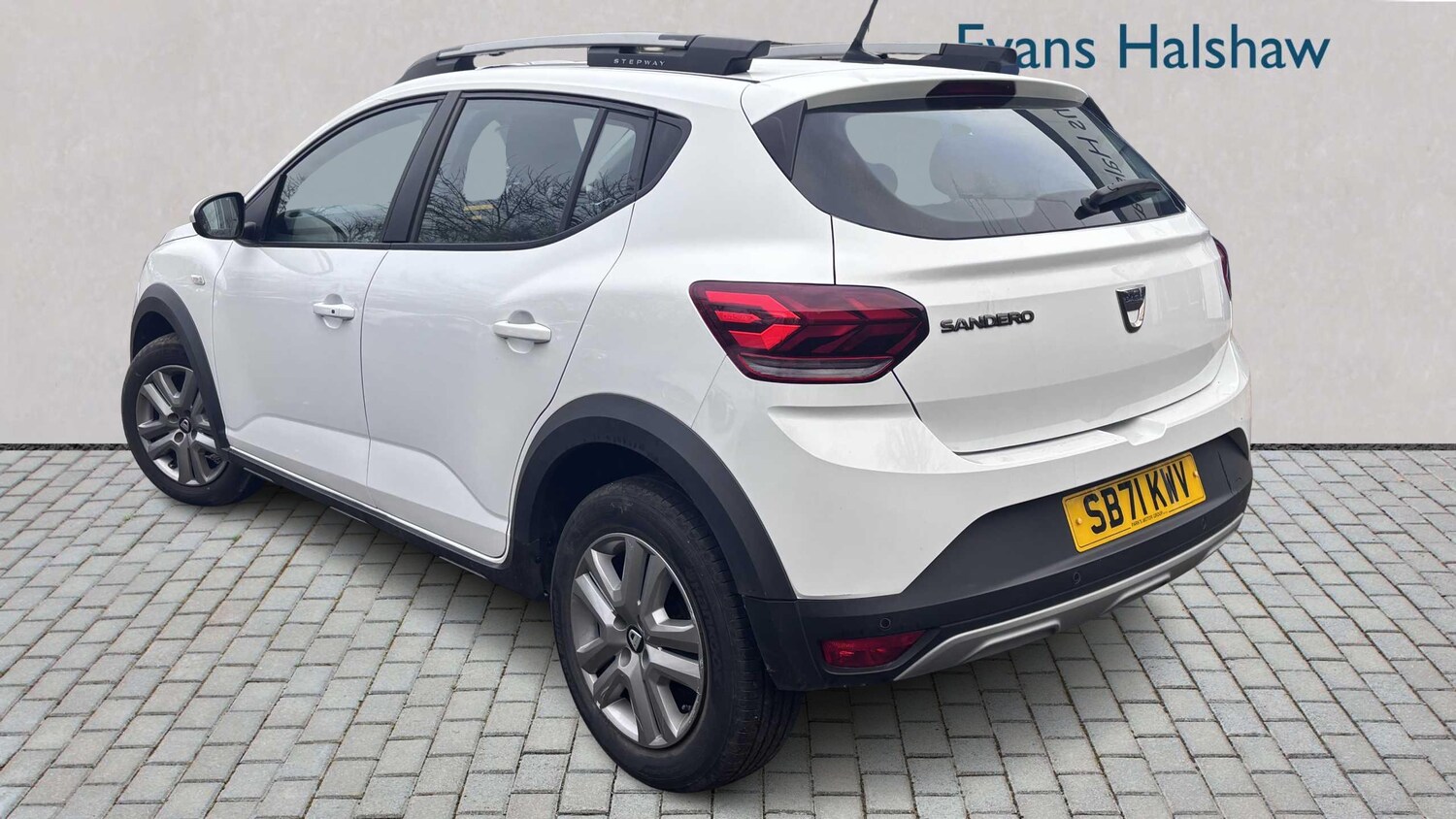 Used Dacia Sandero Stepway for sale - 77068501: Photo 2