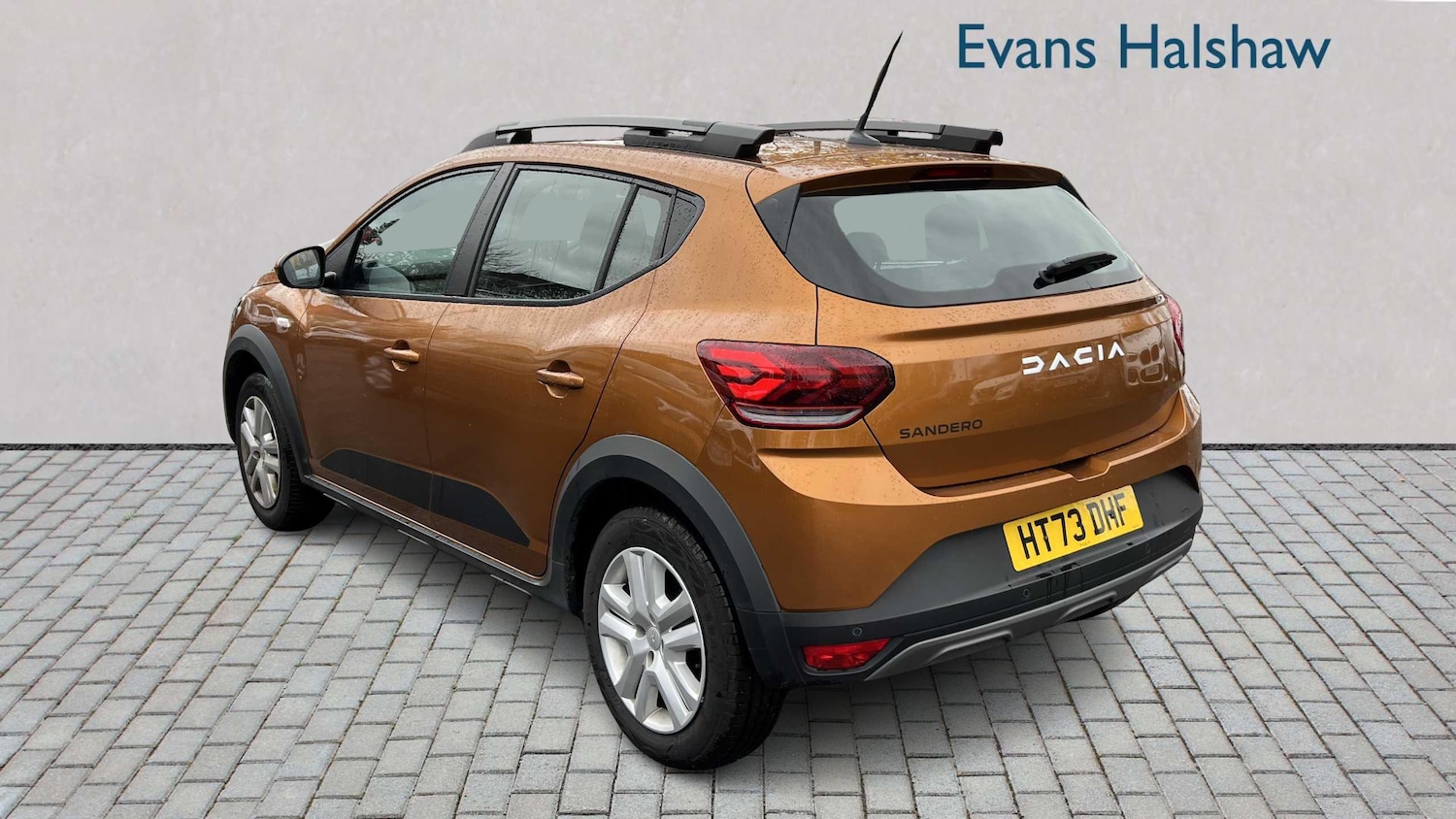 Used Dacia Sandero Stepway 2023 for sale - 76594296: Photo 2