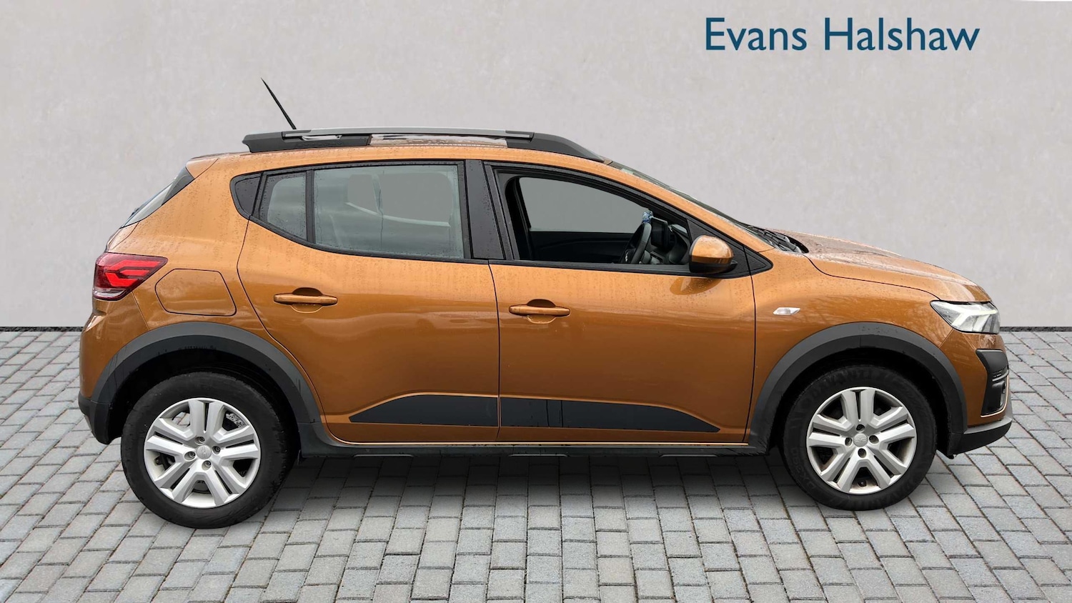 Used Dacia Sandero Stepway 2023 for sale - 76594296: Photo 4