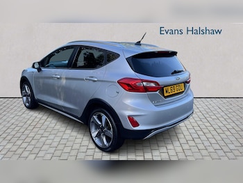 Used Ford Fiesta 2019 for sale - 76262371: Photo 2