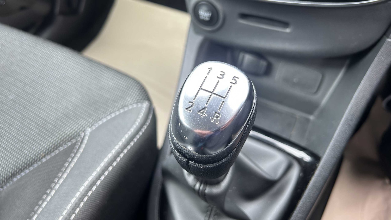 Used Renault Clio 2017 for sale - 77112362: Photo 20