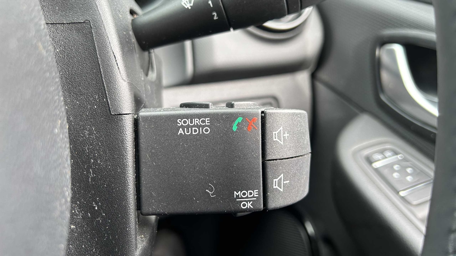 Used Renault Clio 2017 for sale - 77112362: Photo 24