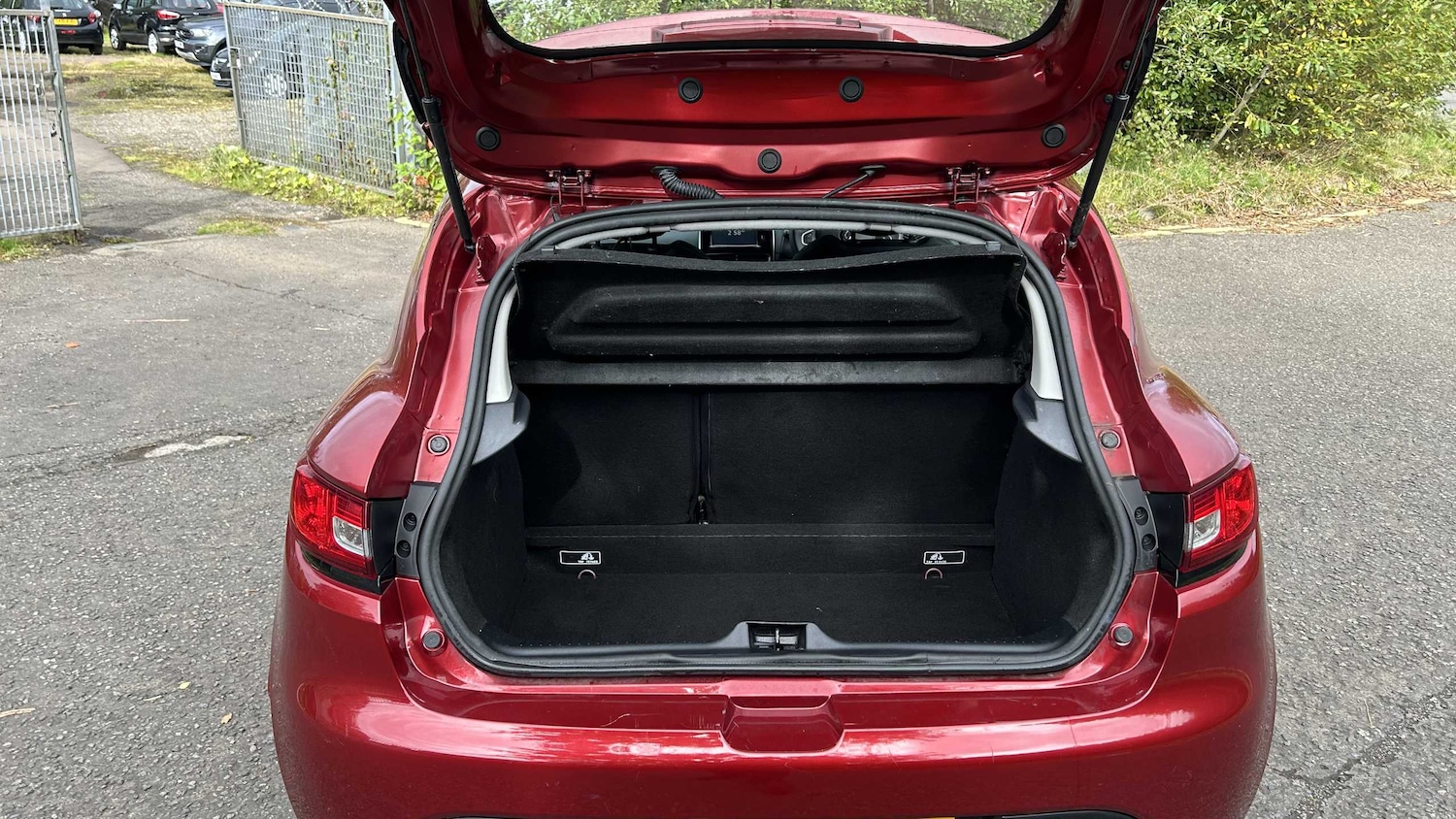 Used Renault Clio 2017 for sale - 77112362: Photo 9