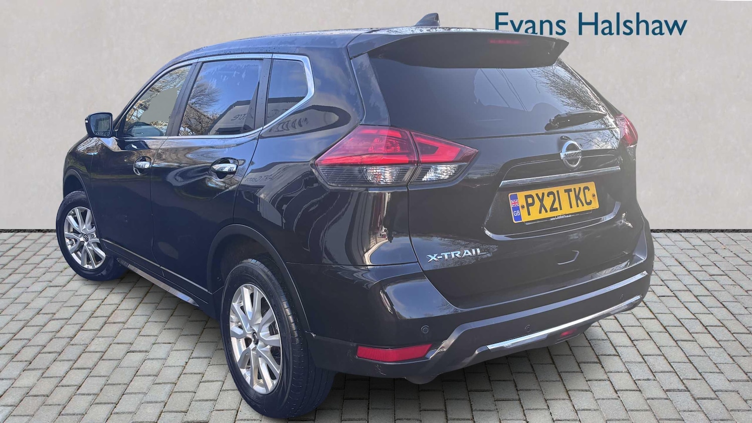 Used Nissan X-Trail for sale - 77257471: Photo 2