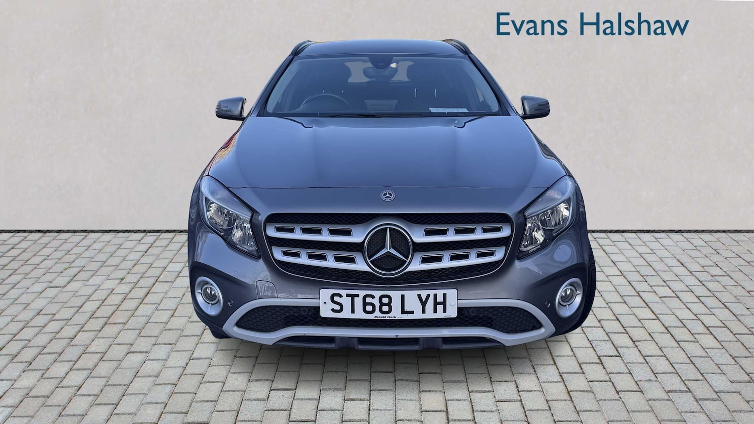 Used Mercedes-Benz GLA 2018 for sale - 76929067: Photo 3