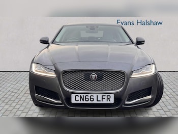 Used Jaguar XF 2016 for sale - 77083134: Photo