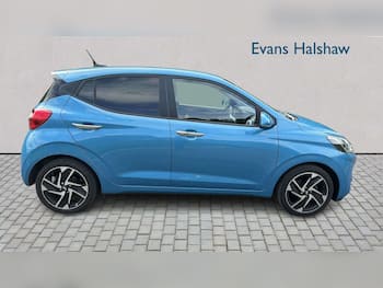 Used Hyundai i10 2023 for sale - 79499589: Photo