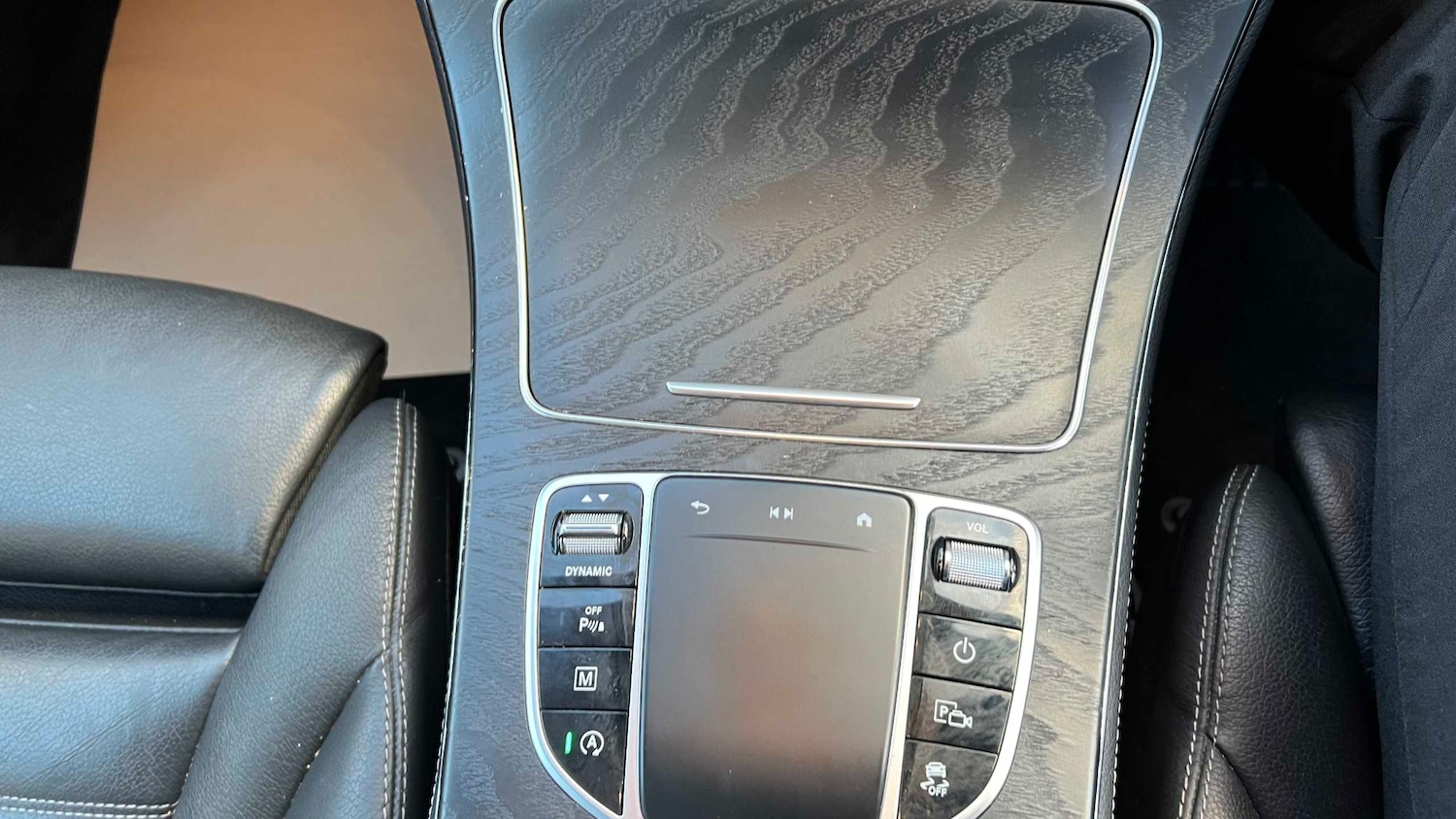 Used Mercedes-Benz GLC 2019 for sale - 76916249: Photo 16