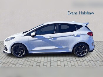 Used Ford Fiesta 2018 for sale - 78149084: Photo