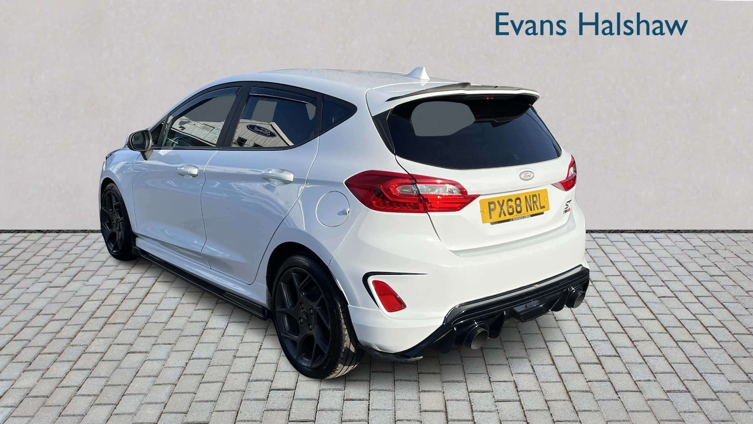 Used Ford Fiesta 2018 for sale - 78149084: Photo 3