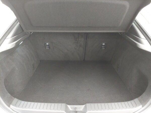 Used Mazda CX-30 2023 for sale - 76265063: Photo 8
