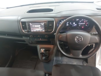 Used Vauxhall Vivaro 2023 for sale - 77842114: Photo