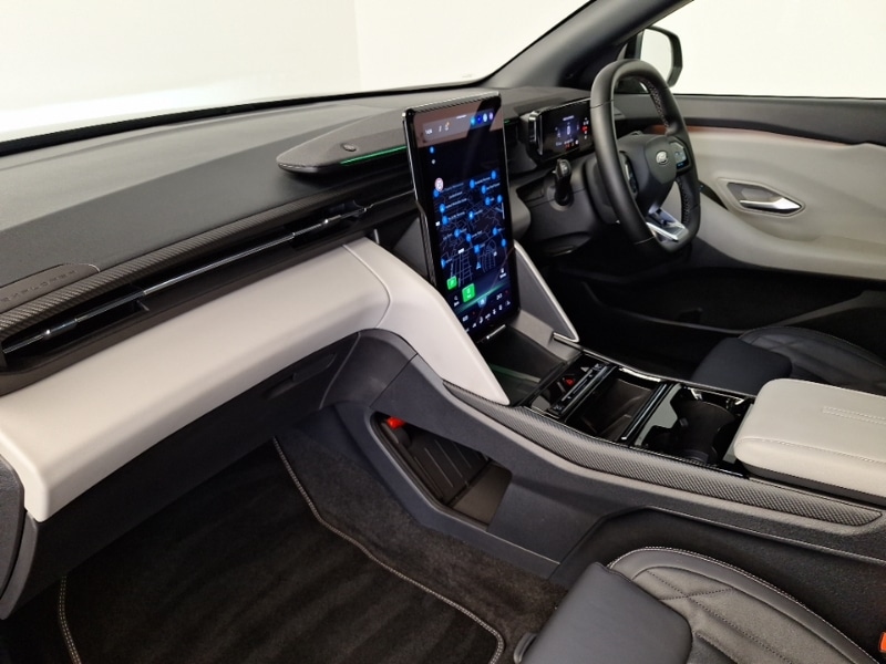 Used Ford Explorer 2024 for sale - 77955569: Photo 5