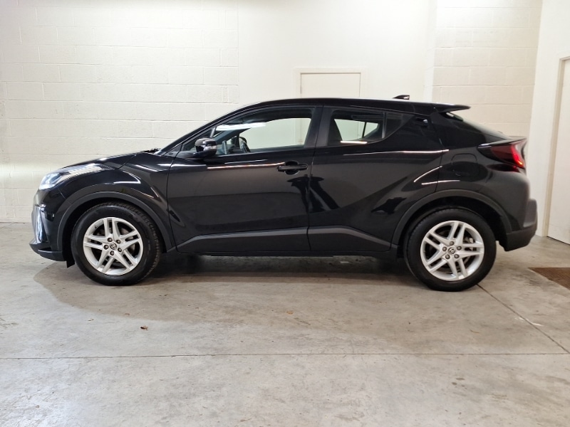 Used Toyota C-HR 2022 for sale - 76700456: Photo 4