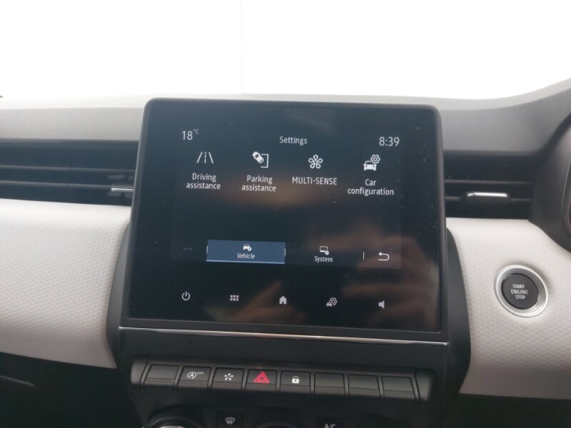 Used Renault Clio 2022 for sale - 76492623: Photo 11