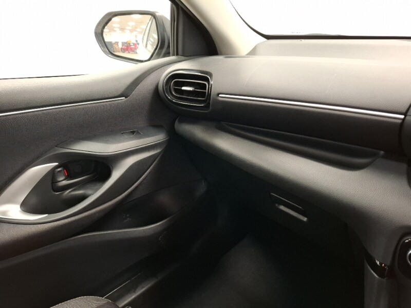 Used Toyota Yaris 2023 for sale - 77085934: Photo 11