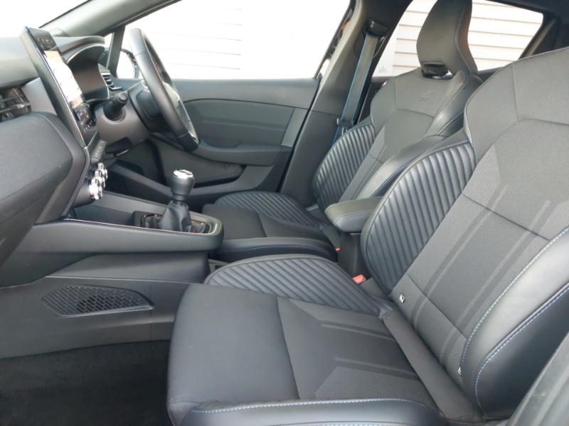 Used Renault Clio 2025 for sale - 77160582: Photo 5