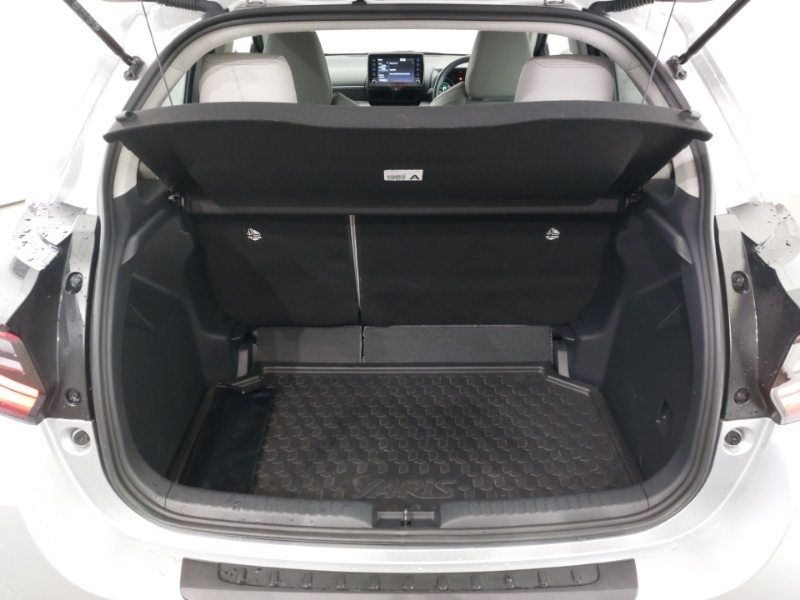 Used Toyota Yaris 2021 for sale - 76855559: Photo 8