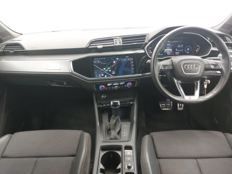 Used Audi Q3 2021 for sale - 77955727: Photo 2