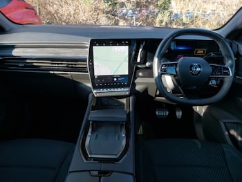 Used Renault Austral 2024 for sale - 77987380: Photo