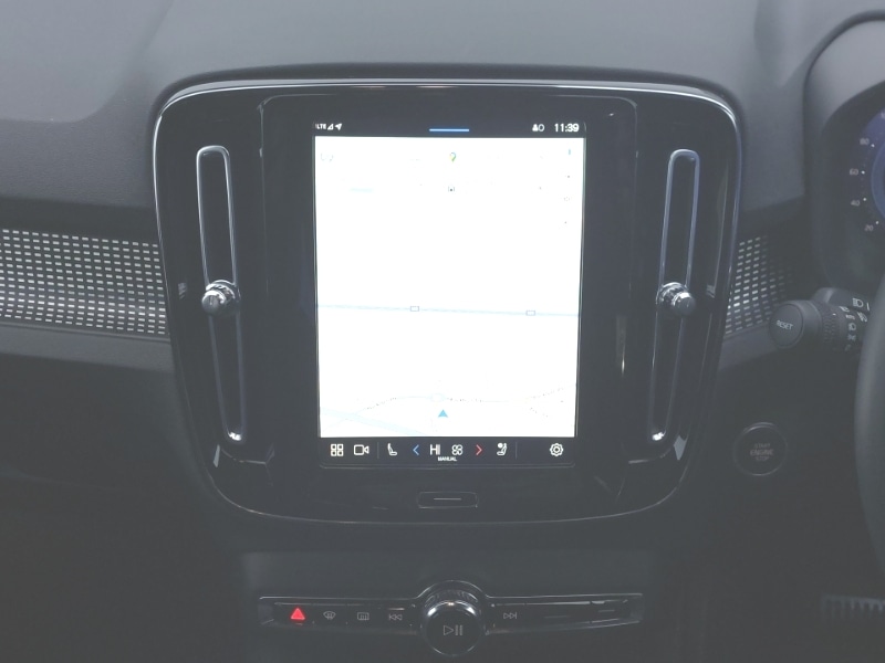 Used Volvo XC40 2025 for sale - 76589598: Photo 10