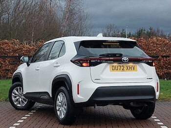 Used Toyota Yaris Cross 2022 for sale - 77020779: Photo