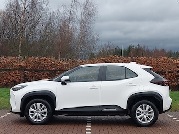 Used Toyota Yaris Cross 2022 for sale - 77020779: Photo