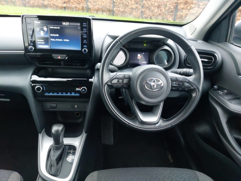 Used Toyota Yaris Cross 2022 for sale - 77020779: Photo 7