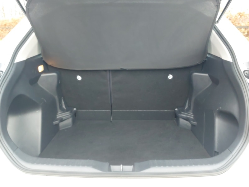 Used Toyota Yaris Cross 2022 for sale - 77020779: Photo 8