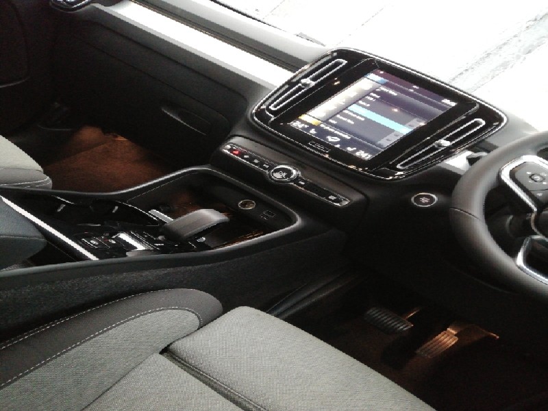 Used Volvo XC40 2022 for sale - 77051362: Photo 10