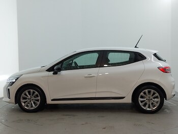 Used Renault Clio 2024 for sale - 77419927: Photo