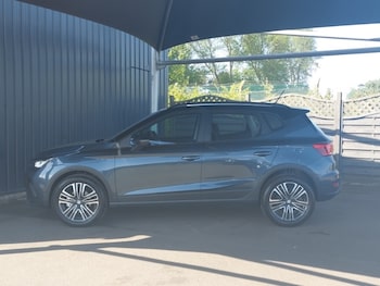 Used SEAT Arona 2025 for sale - 76714002: Photo