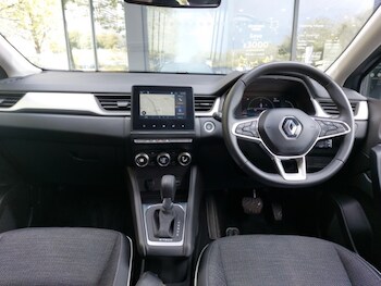 Used Renault Captur 2023 for sale - 77194199: Photo