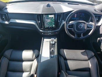 Used Volvo XC60 2024 for sale - 76066118: Photo 2