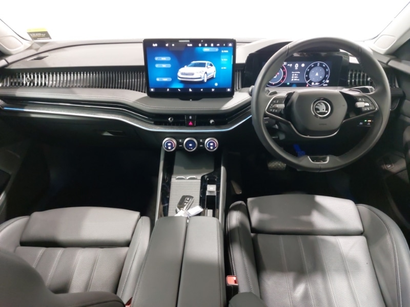 Used Skoda Superb 2024 for sale - 76348040: Photo 2