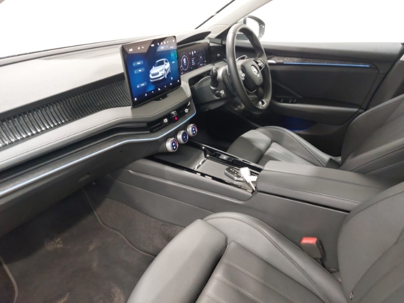 Used Skoda Superb 2024 for sale - 76348040: Photo 5