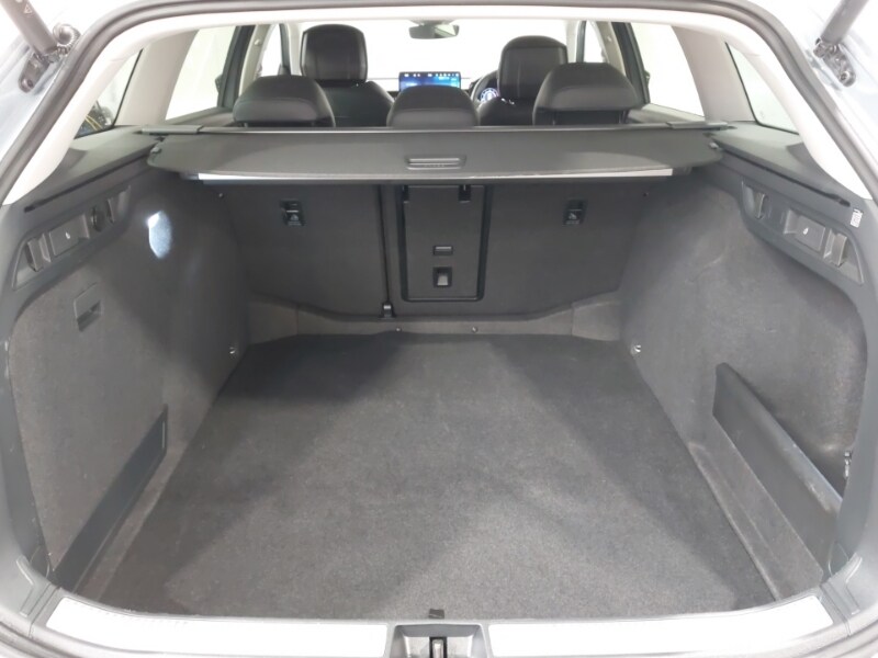 Used Skoda Superb 2024 for sale - 76348040: Photo 8